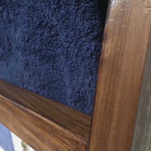 4 foot tall Walnut oak Towel rack/blanket ladder - Picture 5 of 6